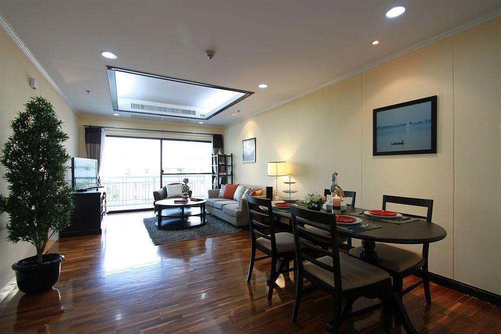 Cnc Residence Bangkok Esterno foto